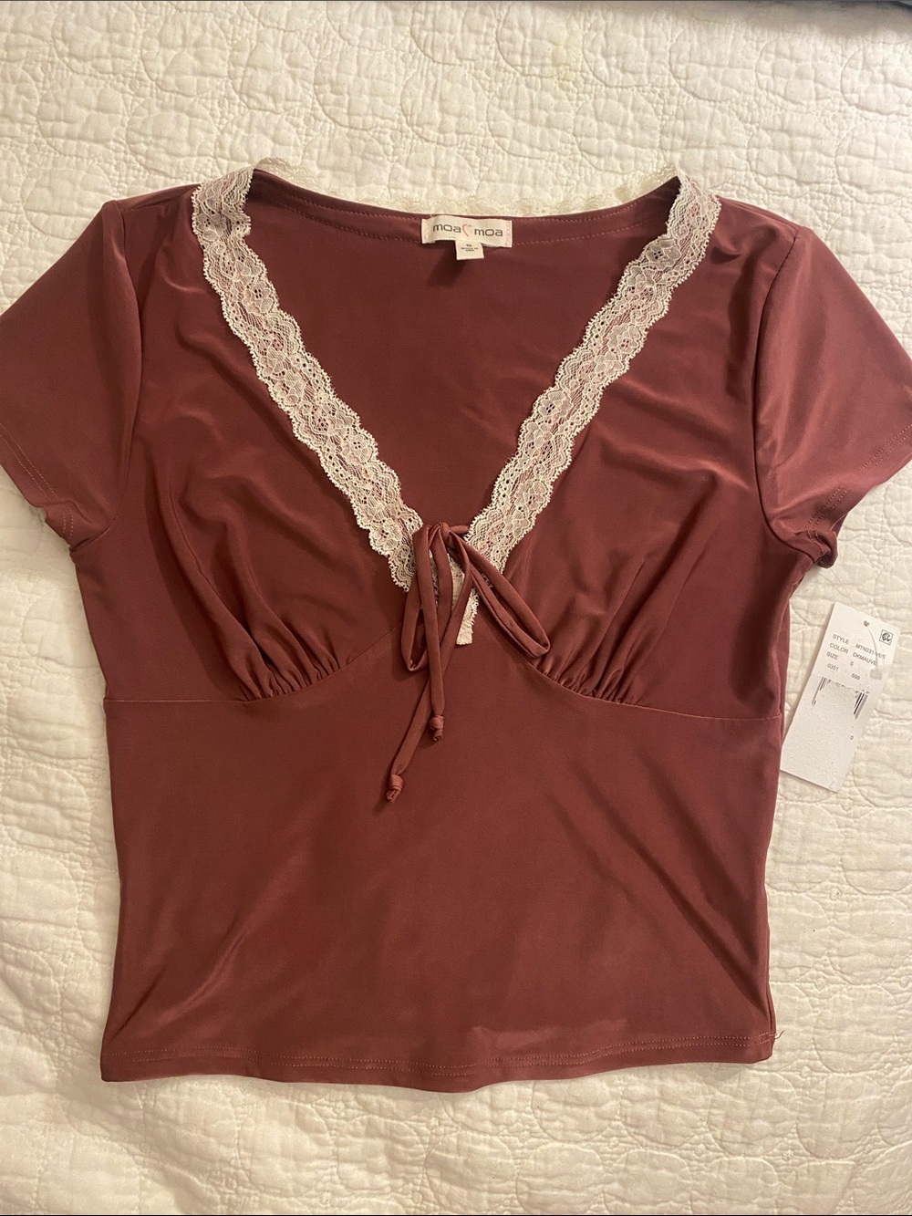 Moa Moa Lace-Trim V-Neck Crop Top in Dusty Rose